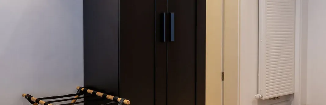 Eingangsbereich mit Kleiderschrank